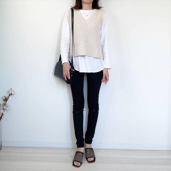 「大バズり」で「気になるー！」【ユニクロ】”タックワイド＆スキニー”ボトムス特集