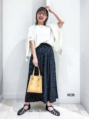 ＜いつも「黒」 → 解決!!＞ 【グローバルワーク】春夏コーデが垢抜ける♡ 「カラーバッグ」