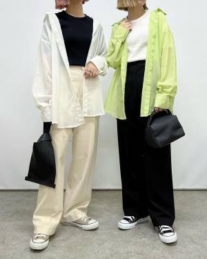 「今年も追加」しちゃった！【ユニクロ】「着回しやすい」”リブクルーネックT”が「お気に入り」