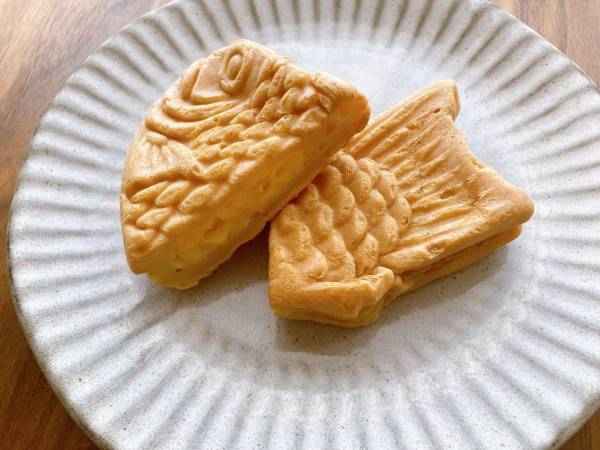 「もちもち食感」「まるでお餅」で美味しい！【ファミマ】“クリームたい焼きカスタード”