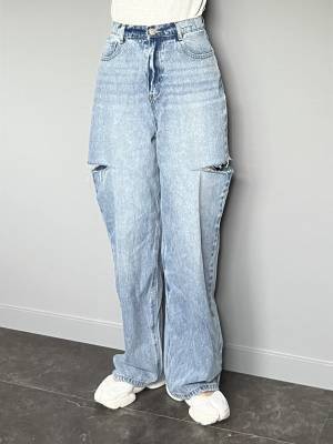 「美脚効果」がスゴいッ！お気に入り登録数1万突破！！【ReEDIT】“サイドスリットボトムス”