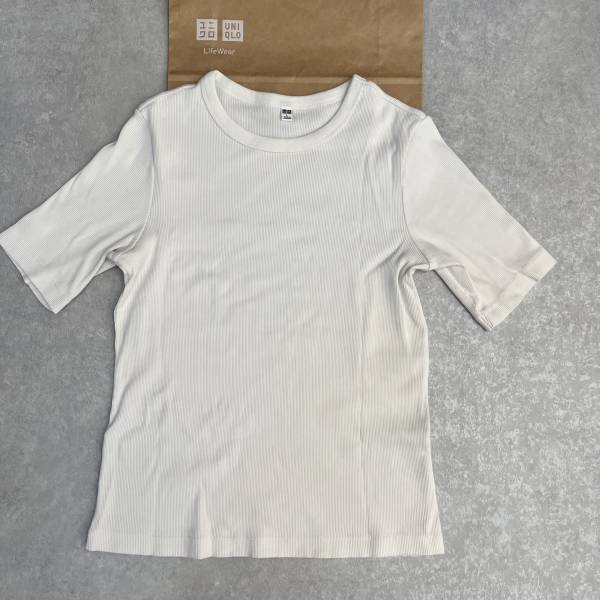 イロチ買いしちゃお～♡「シルエットもキレイ」【ユニクロ】“リブクルーネックT”が万能