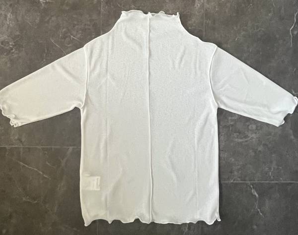 夏の大人女子必見！【ZOZOTOWN】で購入！デザインに「一目惚れ」”2wayシアートップス”