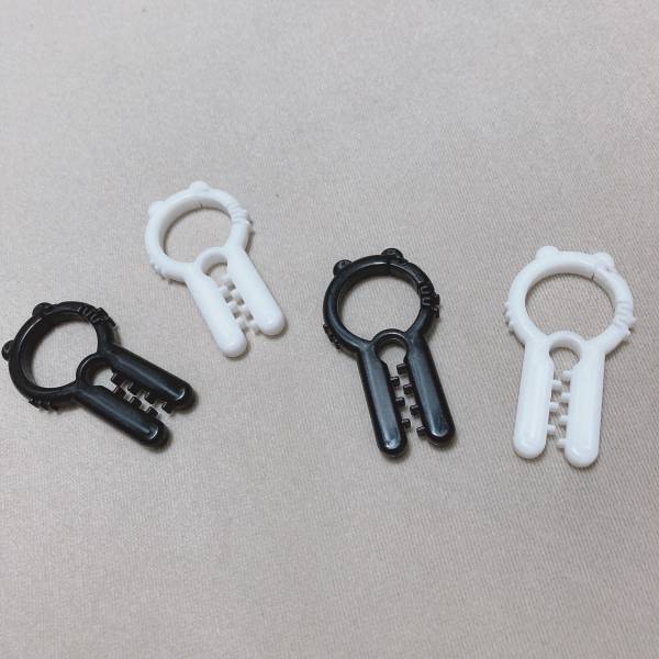 洗濯時の「あの悩み」を一発解決！！【ダイソー】「便利」すぎる”靴下用洗濯ピンチ”はデザインも◎