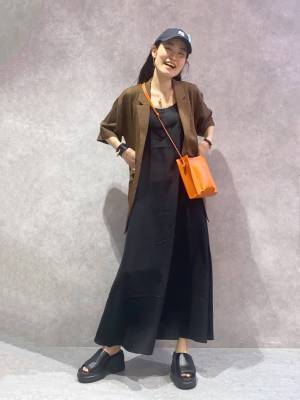 店員さんもリアルに購入！！【ローリーズファーム】腰回りもカバー◎ 「半袖ジャケット」が買い！