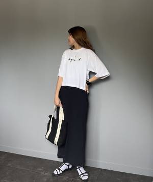 「毎日でも着たい」「スタイルアップ効果」も抜群！【agnesb．】“ショート丈Tシャツ”がかわいい