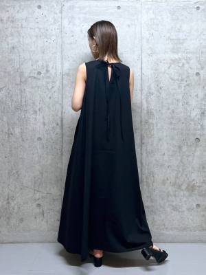 全方位可愛い♡【ローリーズファーム】夏に大活躍の予感！ サマ見え「バックリボンワンピ」