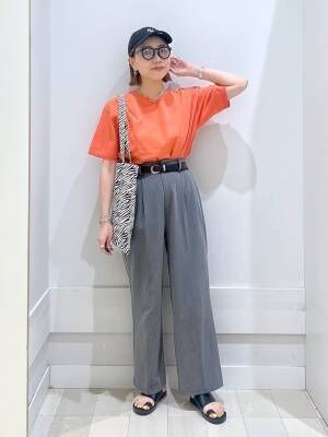 激アツカラー』はコレ！【グローバルワーク】大人の「オレンジトップス  