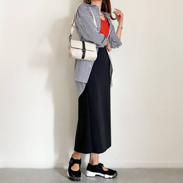 「優秀だと巷で話題に！」この夏の相棒にしたい【GASTON　LUGA】の”クロスボディバッグ”は「機能性抜群」