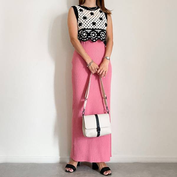 「優秀だと巷で話題に！」この夏の相棒にしたい【GASTON　LUGA】の”クロスボディバッグ”は「機能性抜群」