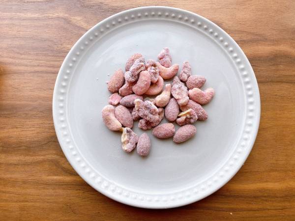 「数量限定」みんな急げぇぇ！！「ヘルシーなおやつ」【ローソン】“あまおう苺みるくナッツ”紹介