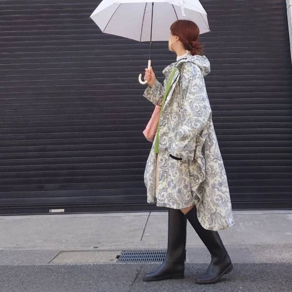 【レインウェア】で雨の日もおしゃれに ♪