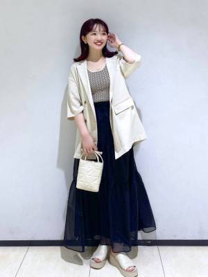 春夏も「黒」が正解♡【ローリーズファーム】超便利！オシャレ度MAX「黒スカート」♡