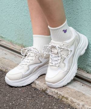 《全スニーカーの、No.1人気！！》【ハニーズ】こりゃ元取れるわ♡「高見えスニーカー」