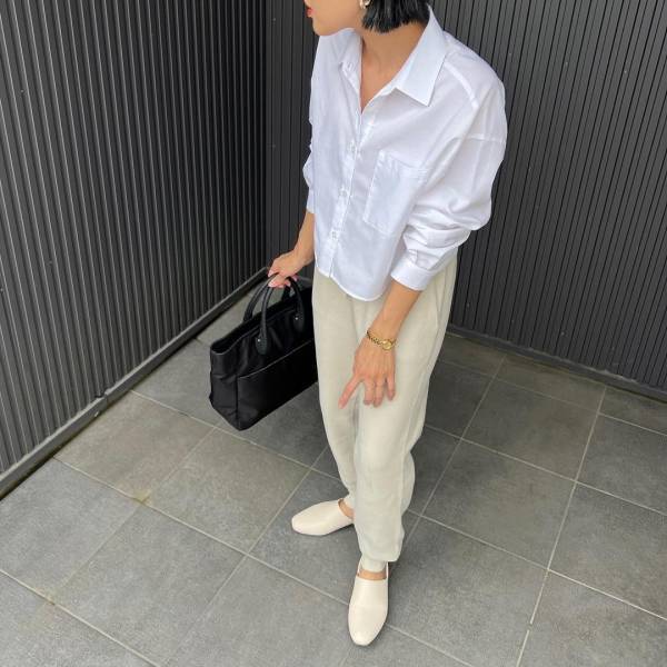 【衝撃】「写真より可愛いわ」【GU】プチプラ買い、大成功♡ ダッシュで買いたい「白トップス」