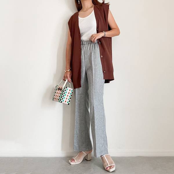 コレ一つで「大人なサマ見えコーデが完成」！【サマーニットベスト】の合わせ方を紹介♡