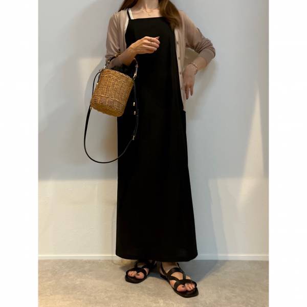 最高に「シルエットがキレイ」！「夏になると着たくなる」～！”リブキャミワンピ”を紹介