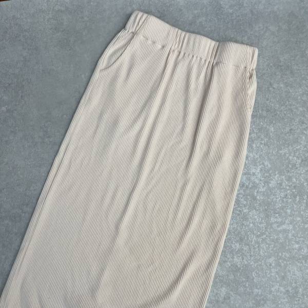 「オールシーズン着回し抜群」！着心地も最高！【リブナロースカート】は爽やかで夏らしい♡