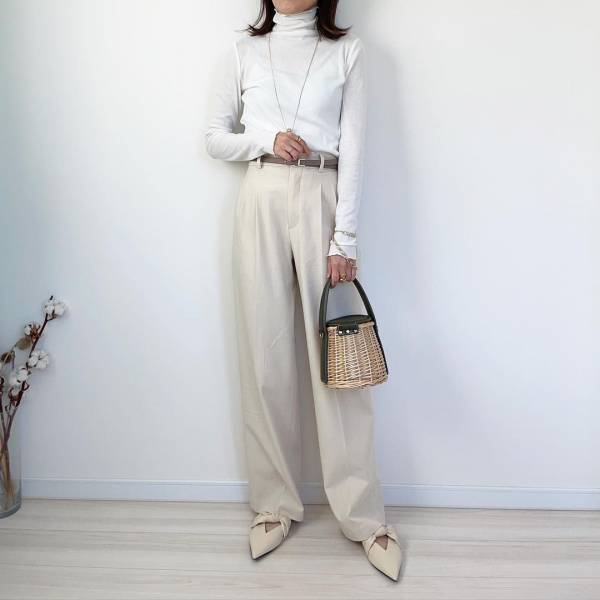 「大バズり」で「気になるー！」【ユニクロ】「いい感じの」”タックワイド”ボトムス特集