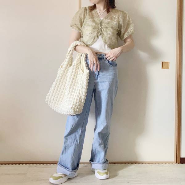 どうやって着ればいいの？流行りの＜ショート丈トップス＞おすすめコーデ4選