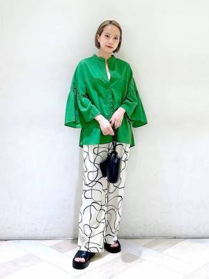 全商品で『人気No.1』！！ 【ローリーズファーム】”シンプルおしゃれ”ってコレか♡「優勝シャツ」