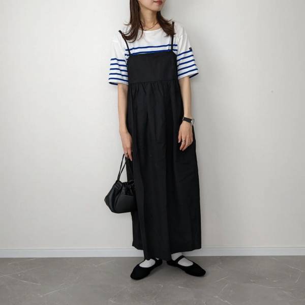 「とりあえずコレ！」が合言葉♡ 【ユニクロ】やっぱ「黒」が最強だわ！「リネンキャミワンピ」