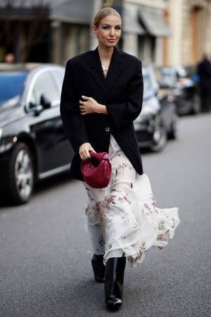 モードなカラー使いの賢者、レオニー・ハンネ【今、気になるファッションアイコン】