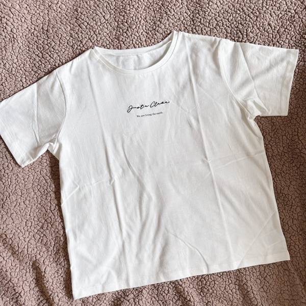 この夏「重宝すること間違いなし」衝撃的な安さ【GRL】”ロゴTシャツ”がとにかく使える！