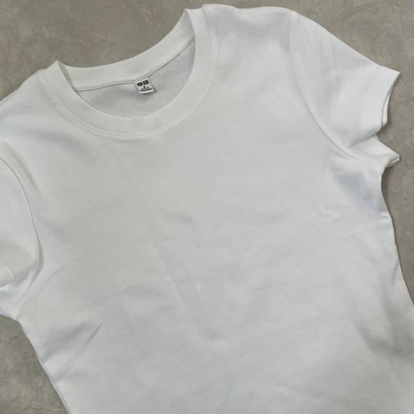 1000円で着回し力100点っ！！「ずっと気になっていた」【ユニクロ】着心地抜群“ミニT”紹介