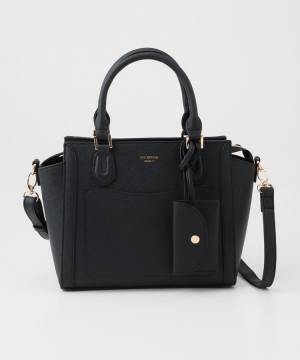 「どんなスタイルにも好相性」夏のお出かけに！【ハニーズ】「こなれた雰囲気が漂う」”シンプル大人バッグ”4選