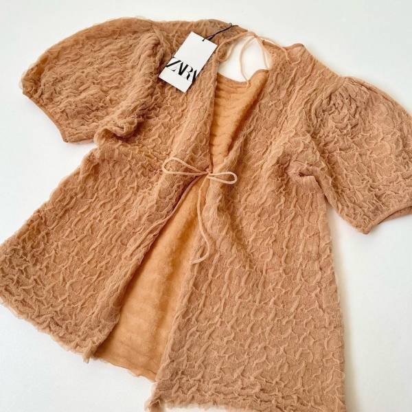 「これは可愛すぎる♡」と即買い！！こんなの欲しかったぁぁ！！【ZARA】”ˋ主役級オシャ見えトップス”が「最強」