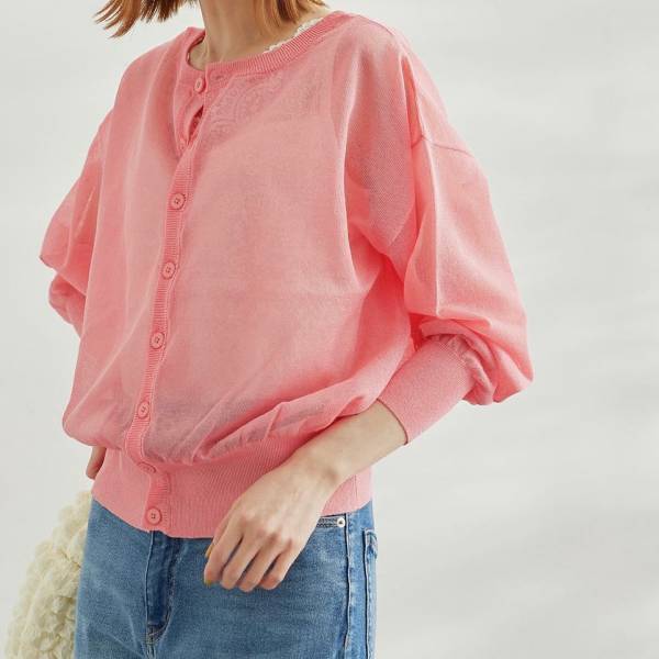 「スタッフ人気も高い」って♡ 【ROPÉ PICNIC】1点投入で、あか抜け！ 上品「シアートップス」