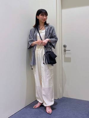 えっ！ 『隠れ名品』じゃない！？【ローリーズファーム】体型カバーも◎「ストライプシャツ」