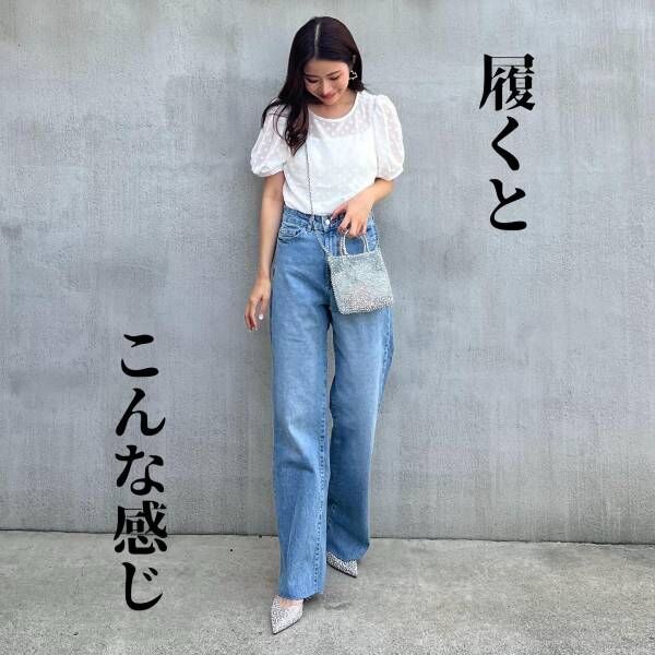 ZARAのHIGH-RISE STRAIGHT-FIT LONGを着ている女性