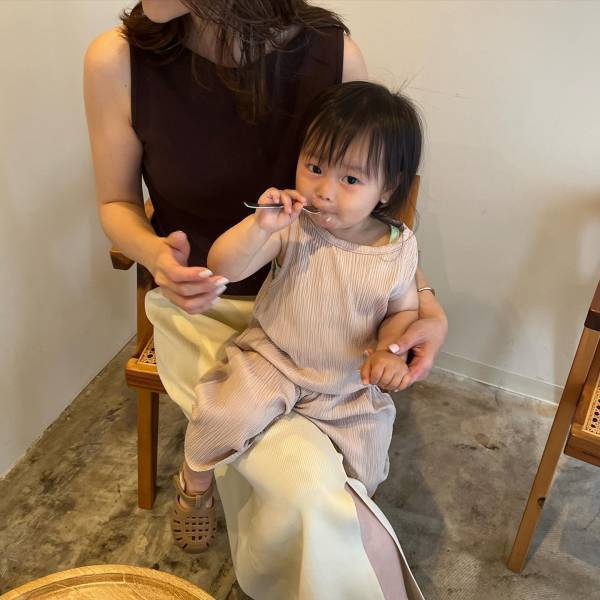 ほんとに『1,000円』でいいの！？【ユニクロ】こりゃ名品の予感（泣）「ノースリT」