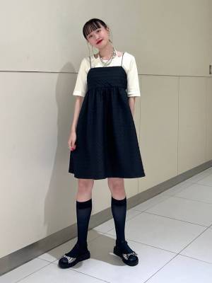 「店頭でも大人気」って！【ローリーズファーム】ポコポコ素材がたまらん♡「最旬トップス」