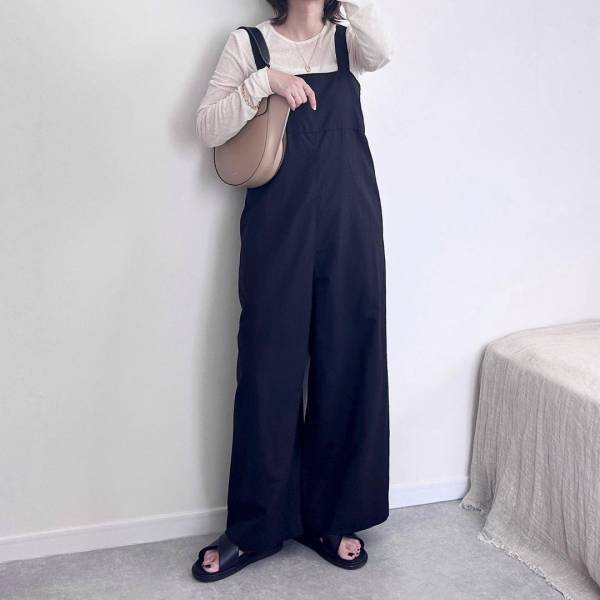 もっと早く知りたかったぁーッ（泣）【ユニクロ】さりげなく、体型カバー◎ 話題の「美サロペット」