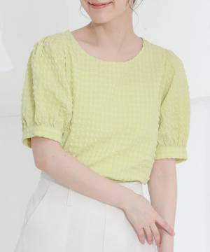 『二の腕隠したい人』集合ッ！！【ハニーズ】文句ナシの可愛さ♡ プチプラ「ぽわん袖ブラウス」