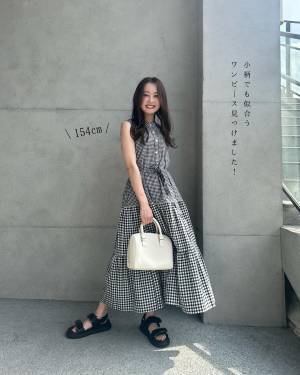「スタイルアップ」したい人必見！！「足長効果抜群」【ユニクロ】”ギンガムチェックワンピ”がかわいい