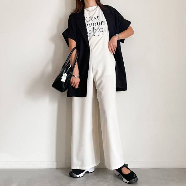 この夏、サッと羽織るだけでオシャレ！「こなれ感アップ」”半袖シャツジャケット”コーデ3つ