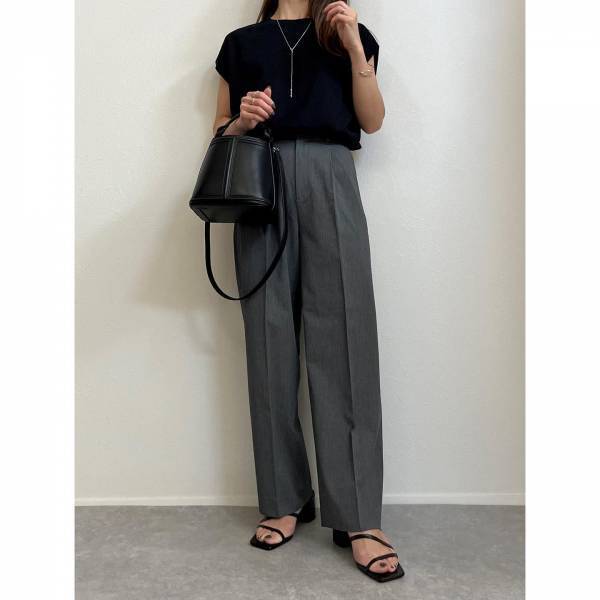 「優秀でイロチ買い」したって！【GU】「モノトーンT」は即買い必至！