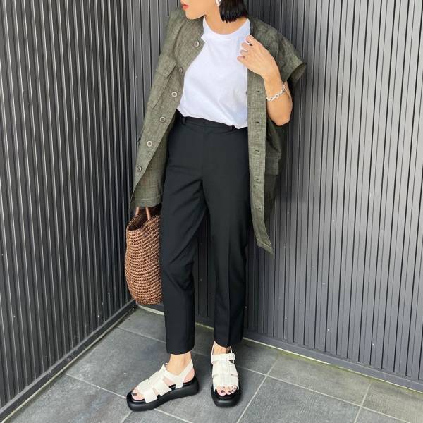 「4色」買いしたーッ！！「オールシーズン愛用」【ユニクロ】”優秀ボトムス”コーデ集