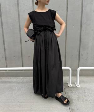 涼しげ【サマーブラックスタイル】のコツって？