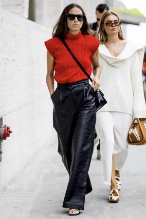 夏カラーでポジティブオーラを。エリカ・ボルドリンのスナップ集【今、気になるファッションアイコン】