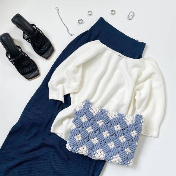 【衝撃】も、もう値下げですか！？【ユニクロ】絶対欲しい「ぽわん袖トップス」