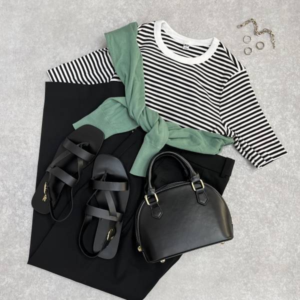 ほんっとうに頼りになる～！！【ユニクロ】程よくキレイめ♡「ボーダートップス」が超着回せるッ