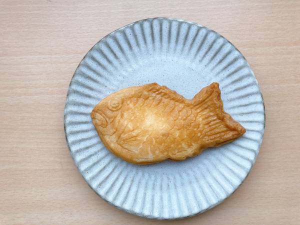 モチっと食感がやみつき！和と洋の融合！？【セブンイレブン】『クリームたっぷりスイーツ』がたまらん美味しさ