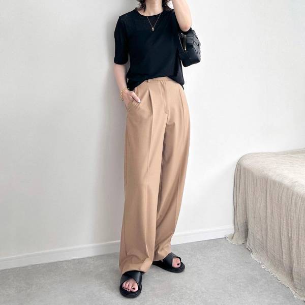 まさかの「4色買い」！！こりゃヘビロテ！！【ユニクロ】”タックワイドボトムス”コーデ集