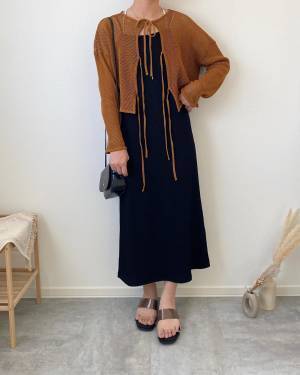 つい「2色買い♡」「大活躍間違いなし」【GU】万能”キャミワンピ”集