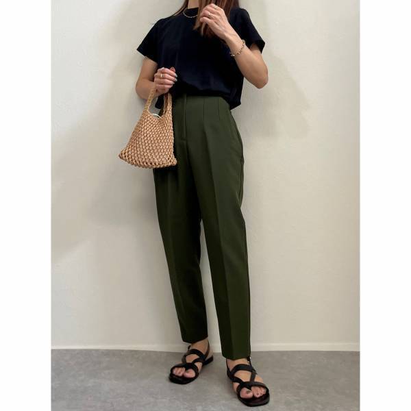 めーーっちゃ「スタイルアップ」♡「着回し抜群」【ユニクロ・GU】“黒Tシャツ”コーデ特集